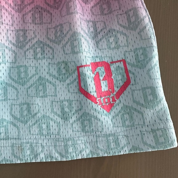 Gradient Kids Shorts - Picture 2 of 4